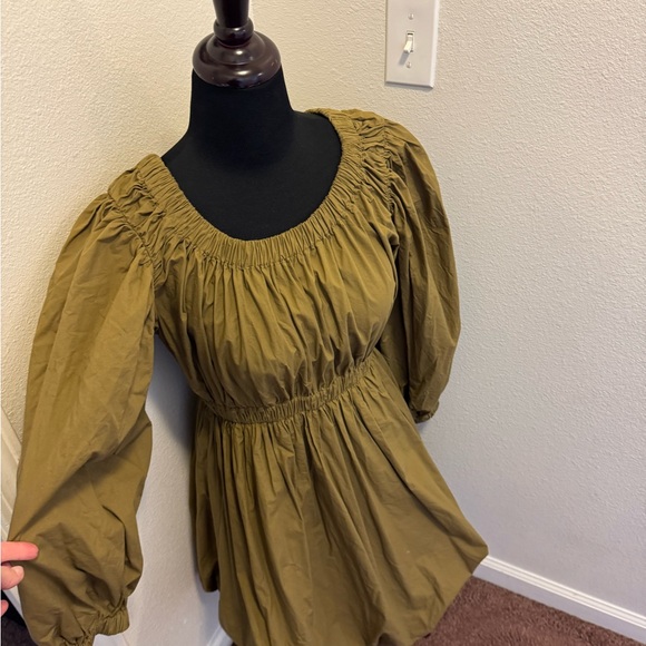 Ulla Johnson Martine Olive Green Fit Flare Puff Sleeve Off Shoulder 8 $325 - Picture 3 of 10